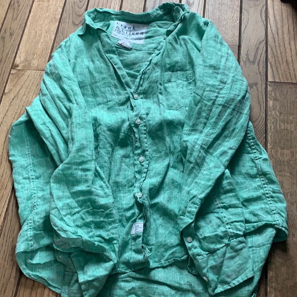 Xs frank and Eileen linen button down